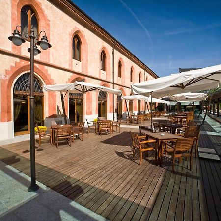 Albergo Dell'Agenzia Μπρα Εξωτερικό φωτογραφία