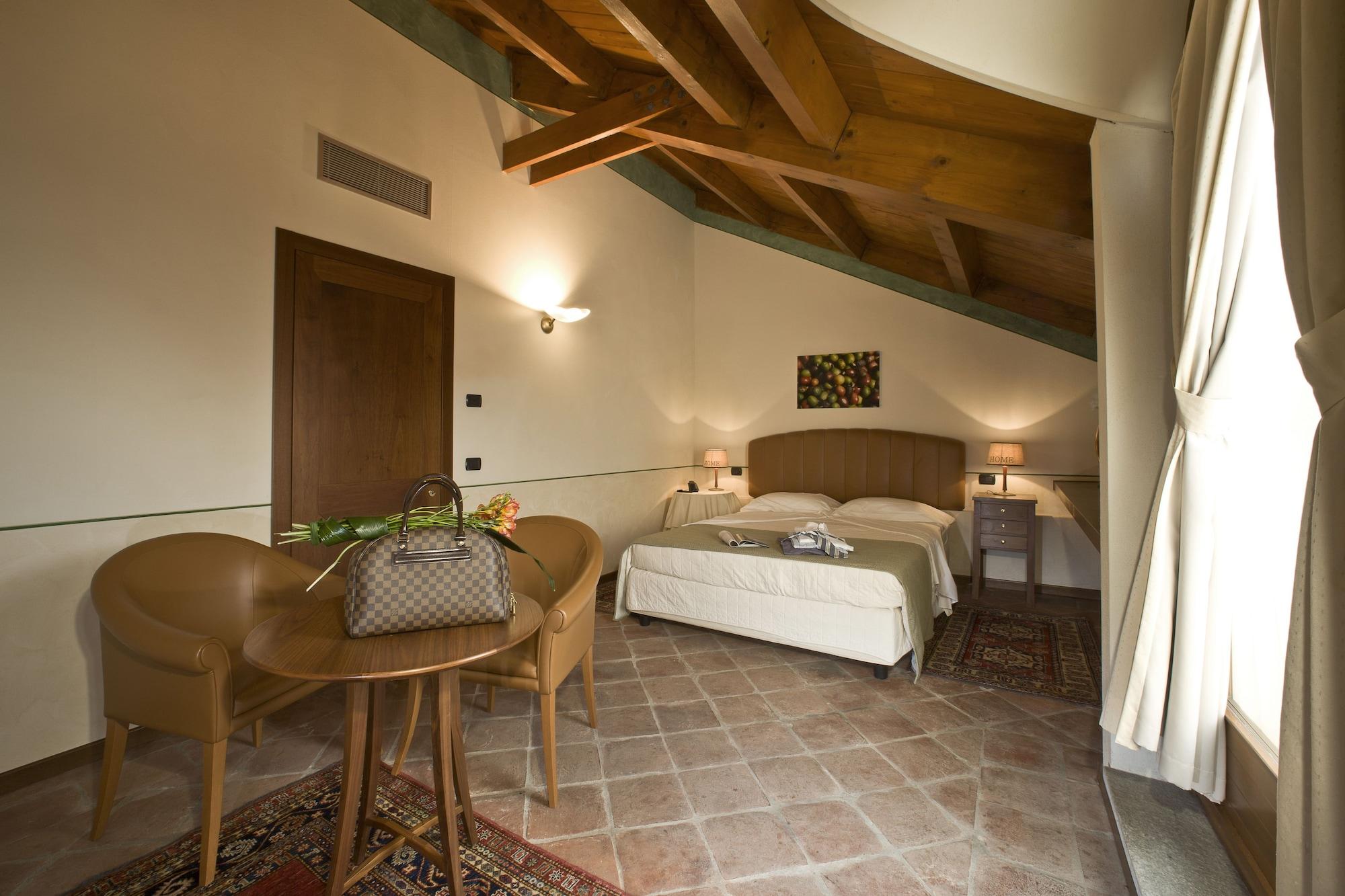 Albergo Dell'Agenzia Μπρα Εξωτερικό φωτογραφία