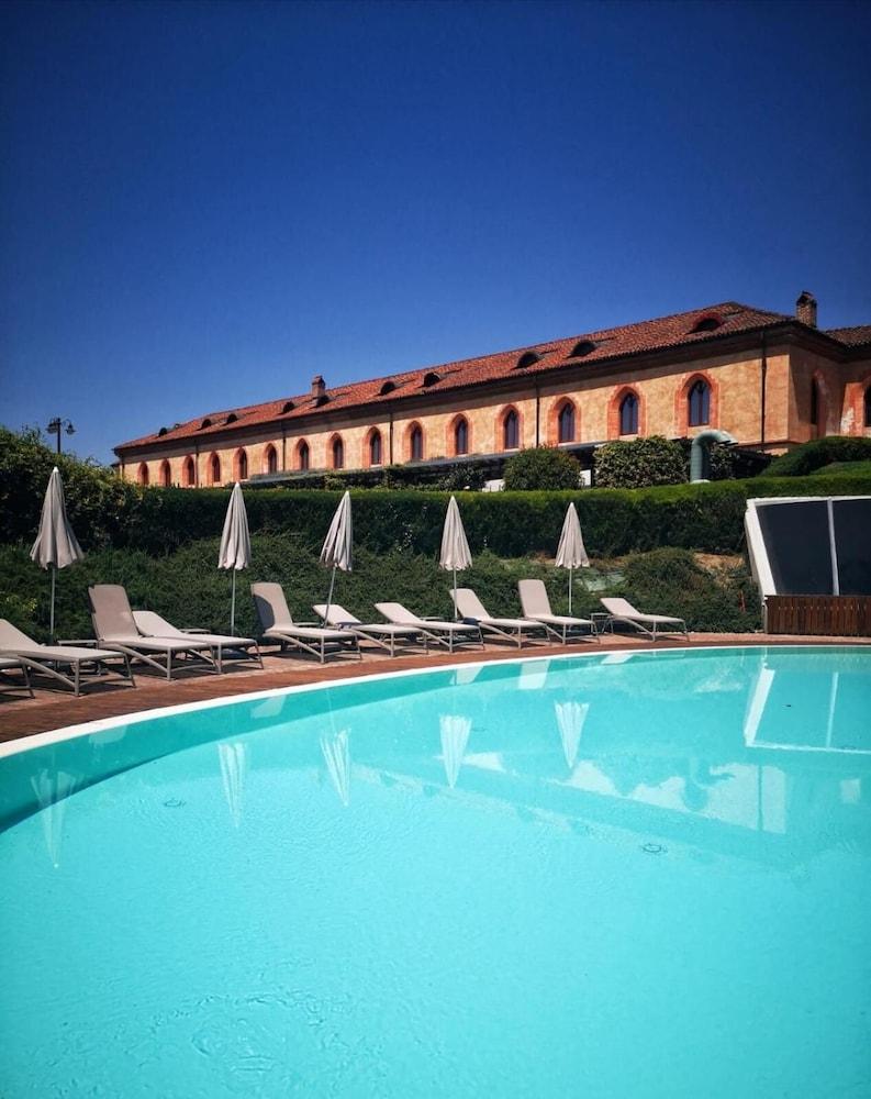 Albergo Dell'Agenzia Μπρα Εξωτερικό φωτογραφία