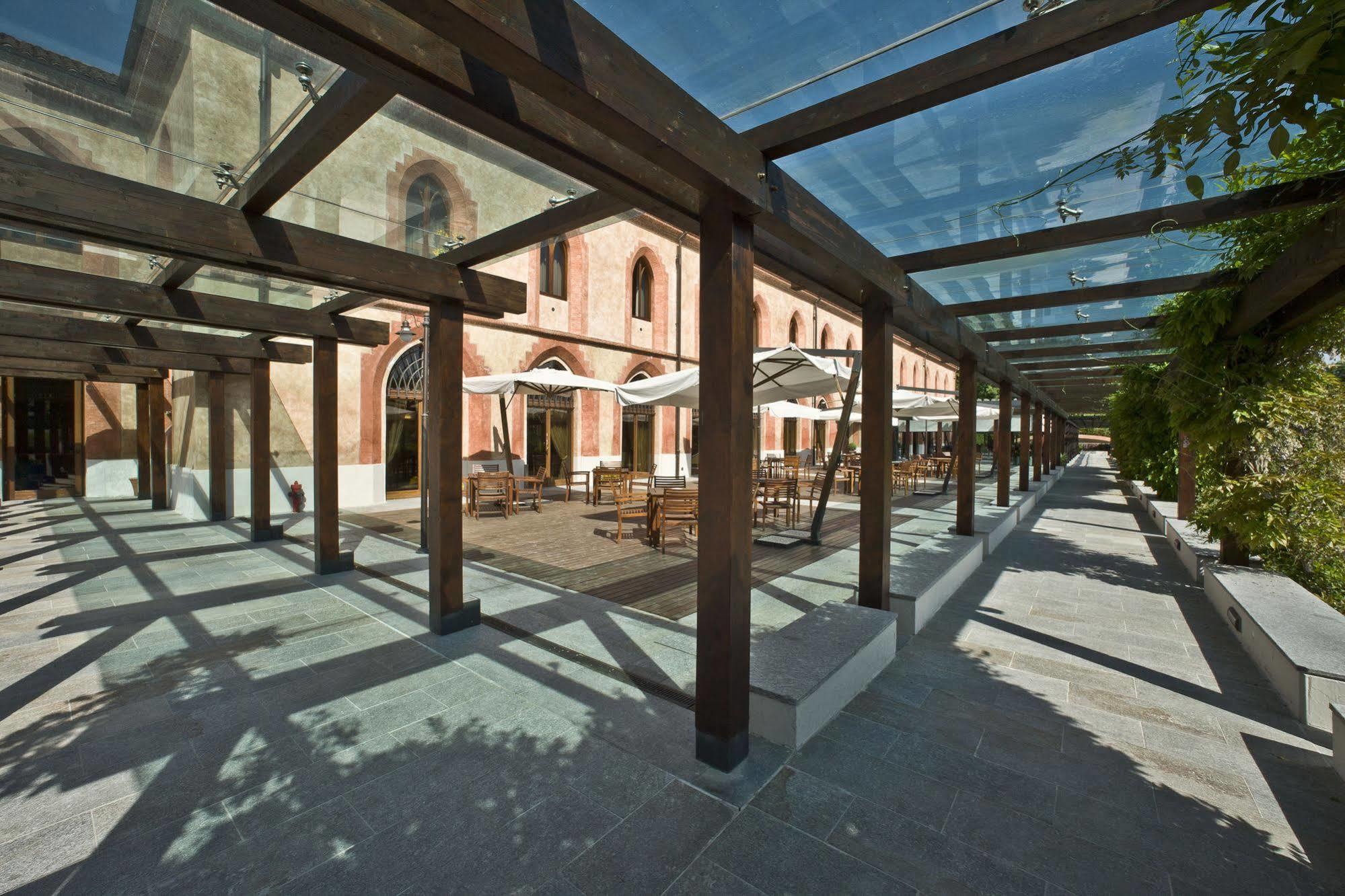 Albergo Dell'Agenzia Μπρα Εξωτερικό φωτογραφία